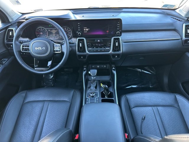 Used 2023 Kia Sorento S w/ Panoramic Sunroof Package image 17