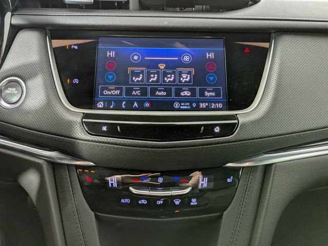 Certified 2022 Cadillac XT5 Premium Luxury FWD image 24