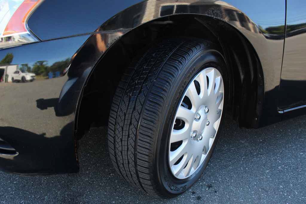 Used 2013 Nissan Sentra S FWD image 31