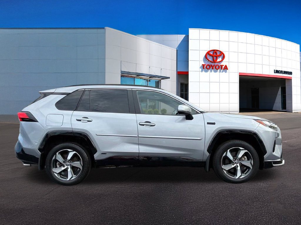 Used 2023 Toyota RAV4 SE w/ Weather & Moonroof Package AWD/4WD image 9
