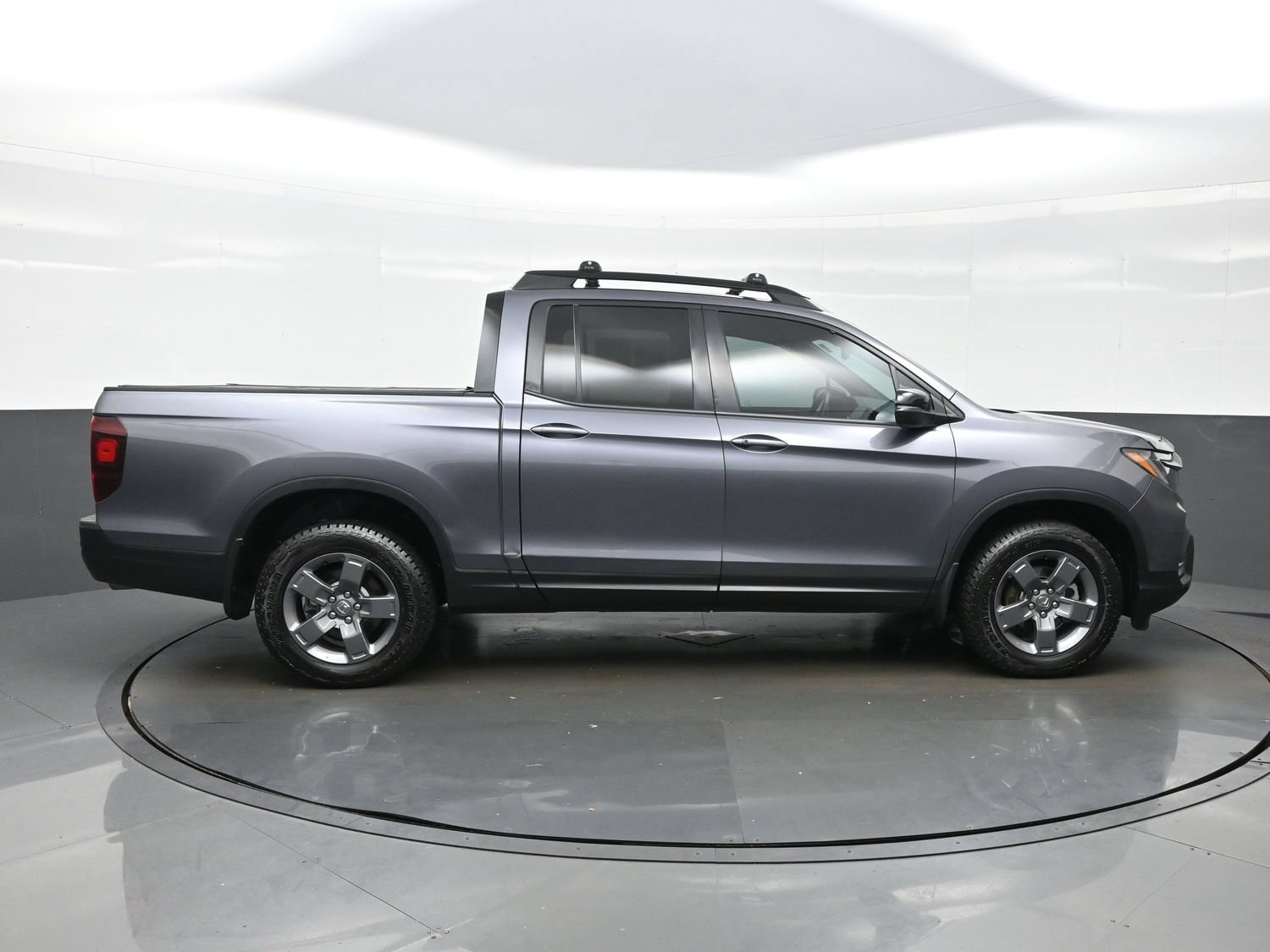 Used 2025 Honda Ridgeline TrailSport image 7