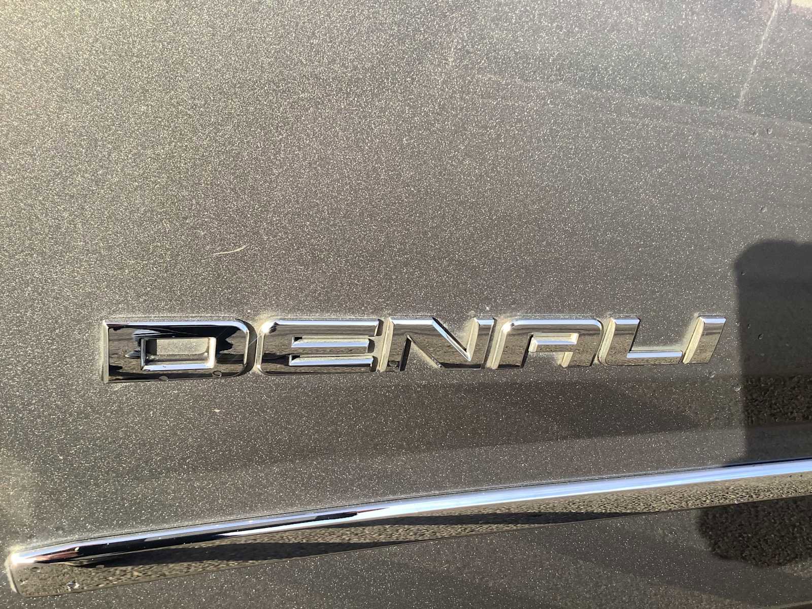 Used 2019 GMC Yukon XL Denali w/ Denali Ultimate Package image 7