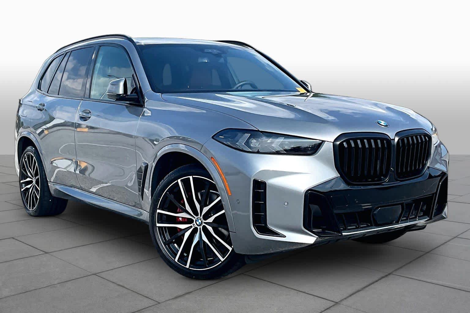 Used 2026 BMW X5 sDrive40i w/ Executive Package RWD image 3