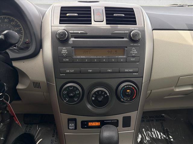 Used 2011 Toyota Corolla LE FWD image 9