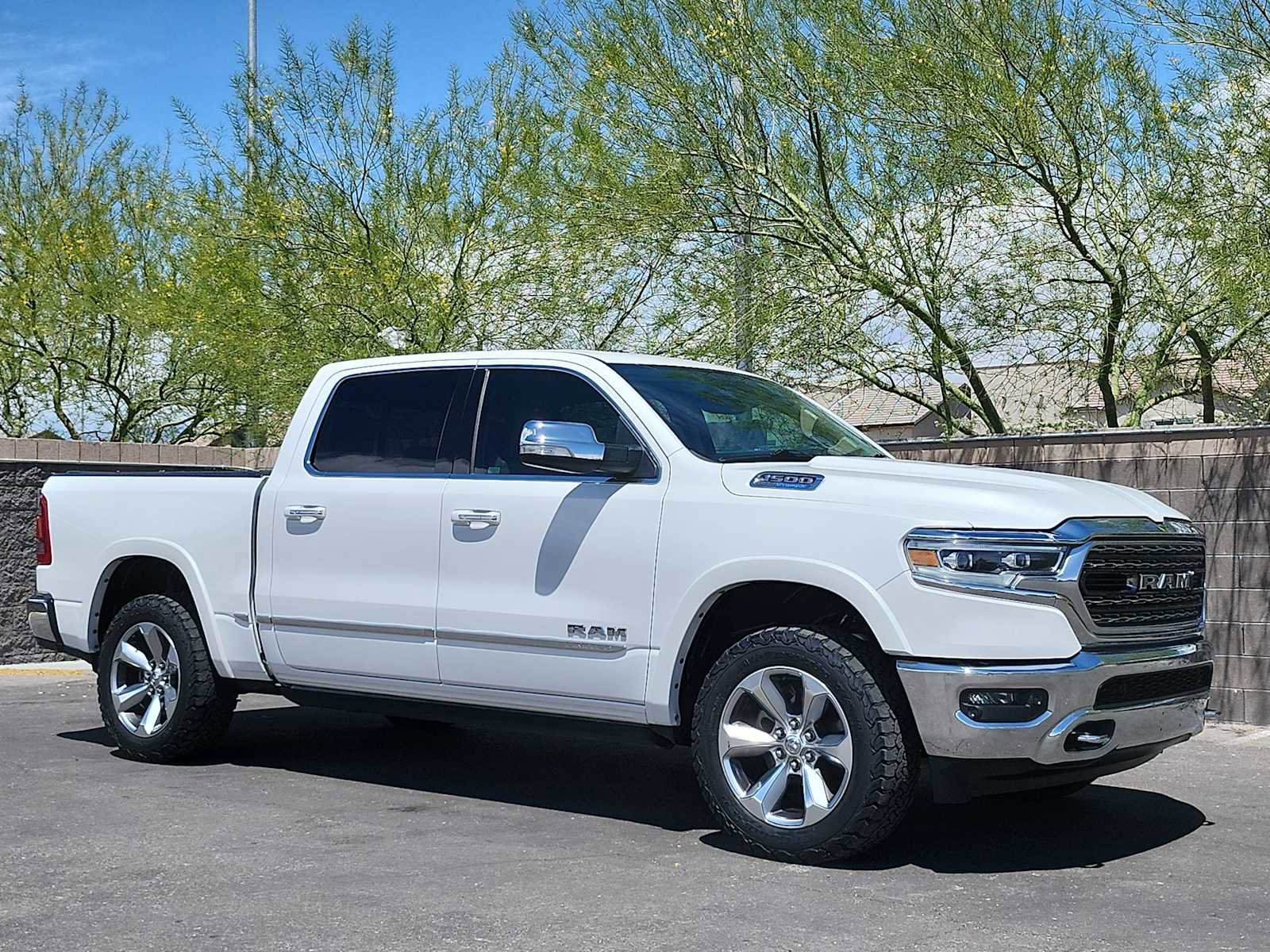 Used 2021 RAM 1500 Limited AWD/4WD image 3