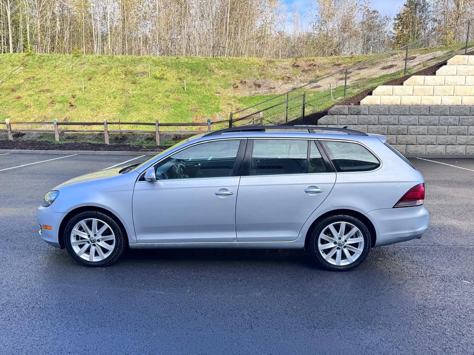 Used 2012 Volkswagen Jetta TDI image 2
