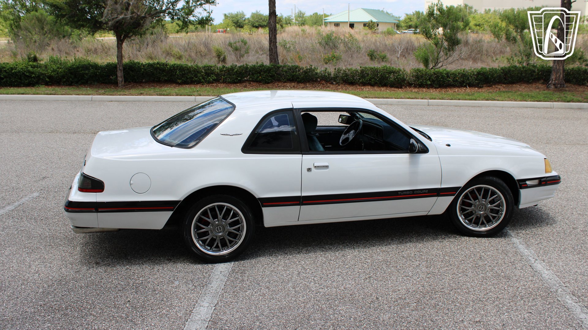 Used 1988 Ford Thunderbird RWD image 22