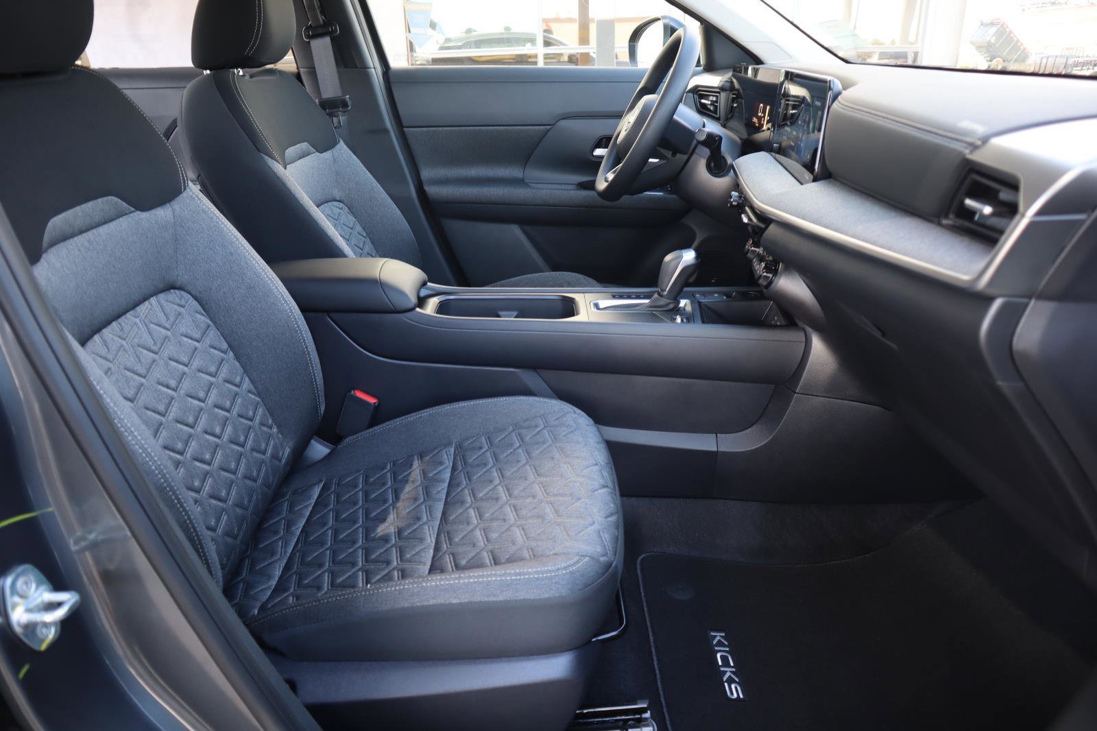 New 2026 Nissan Kicks SV w/ SV Premium Package image 43