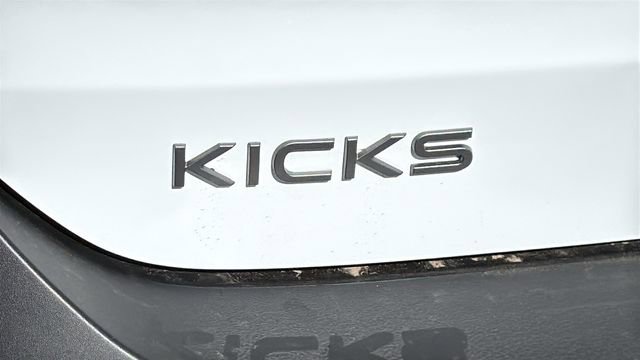 New 2026 Nissan Kicks SV w/ SV Premium Package image 28