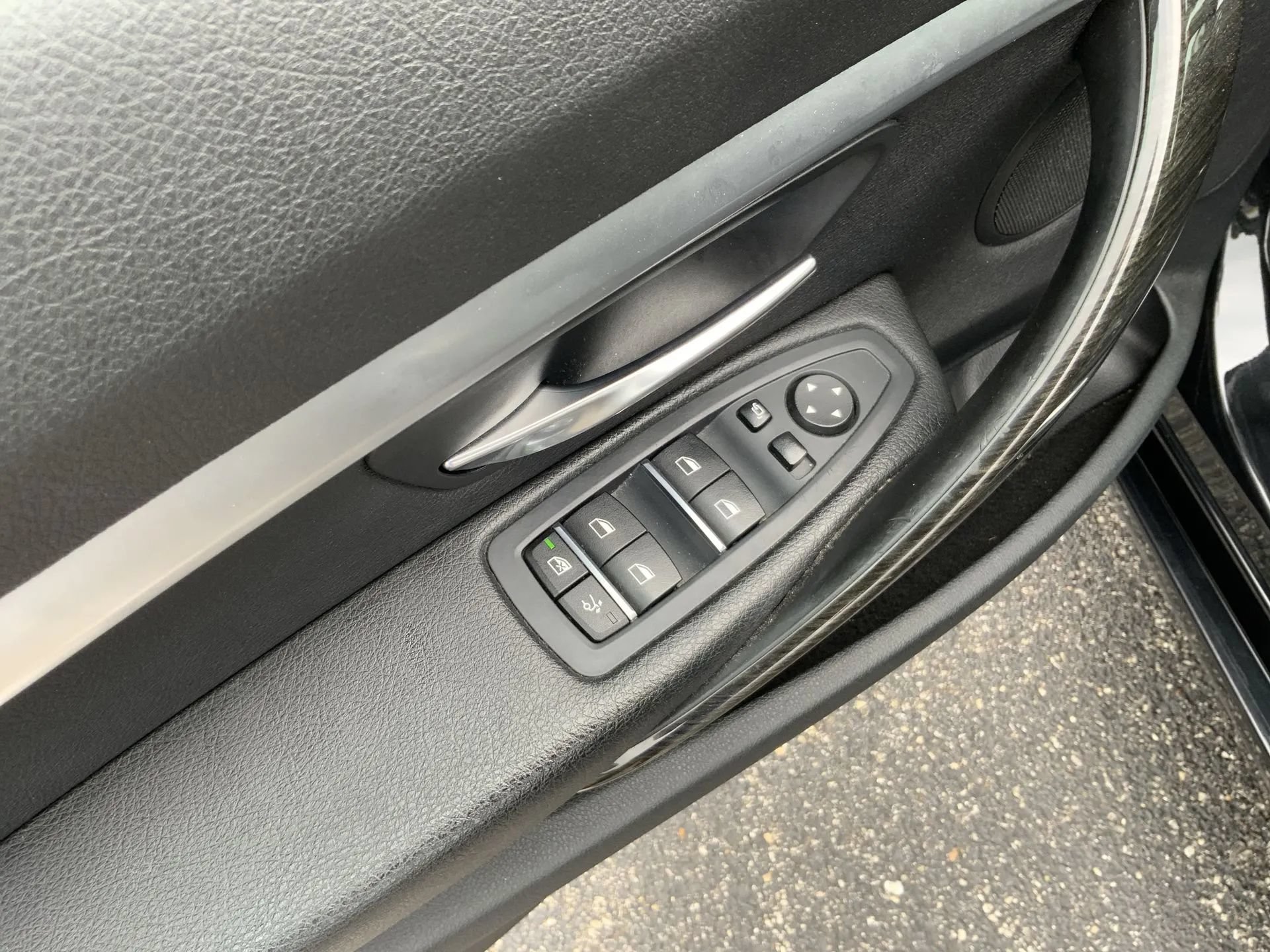 Used 2018 BMW 330i Gran Turismo xDrive AWD/4WD image 15