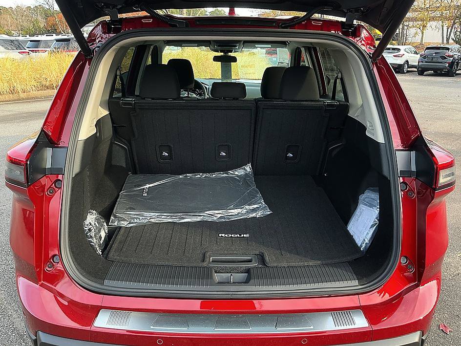 New 2026 Nissan Rogue SV image 19