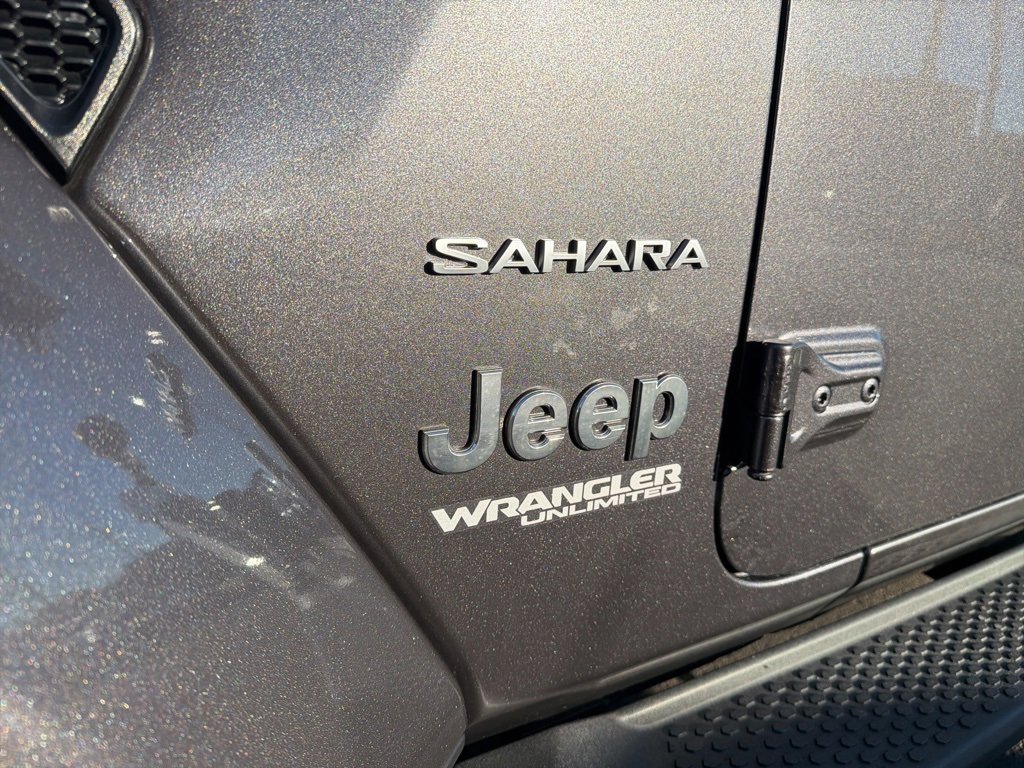 Used 2018 Jeep Wrangler Unlimited Sahara image 10