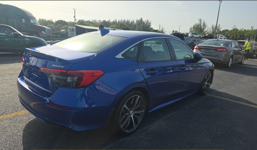 Used 2023 Honda Civic Touring image 5