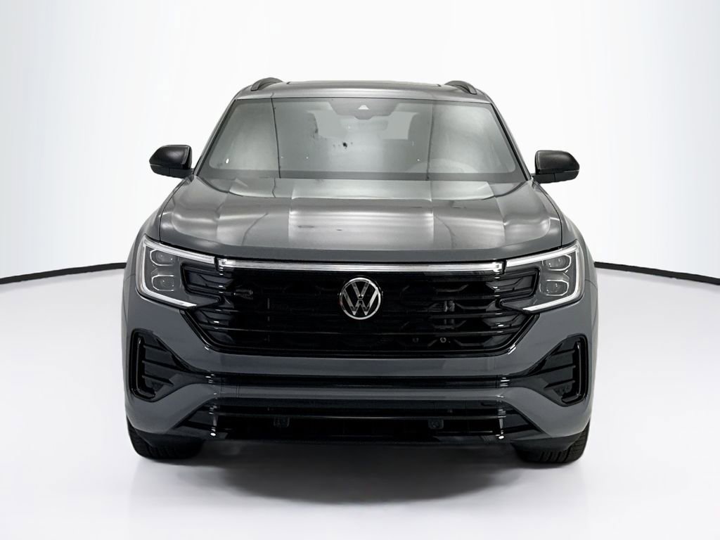 New 2026 Volkswagen Atlas Cross Sport SEL R-Line AWD/4WD image 2