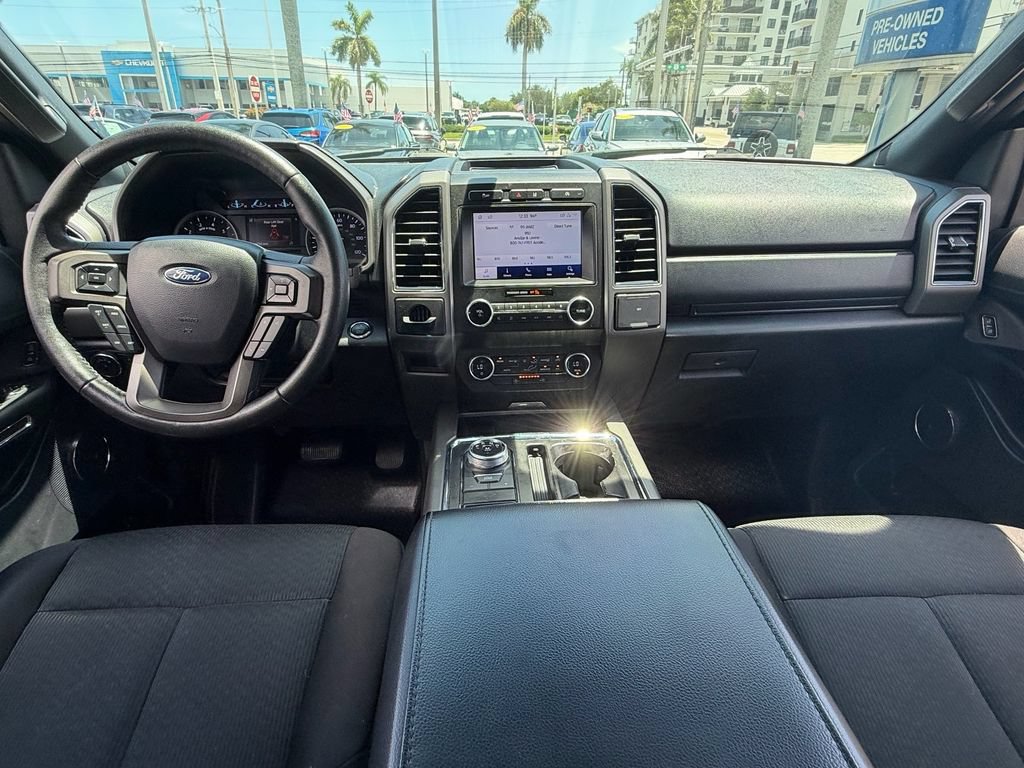 Used 2020 Ford Expedition XLT RWD image 15
