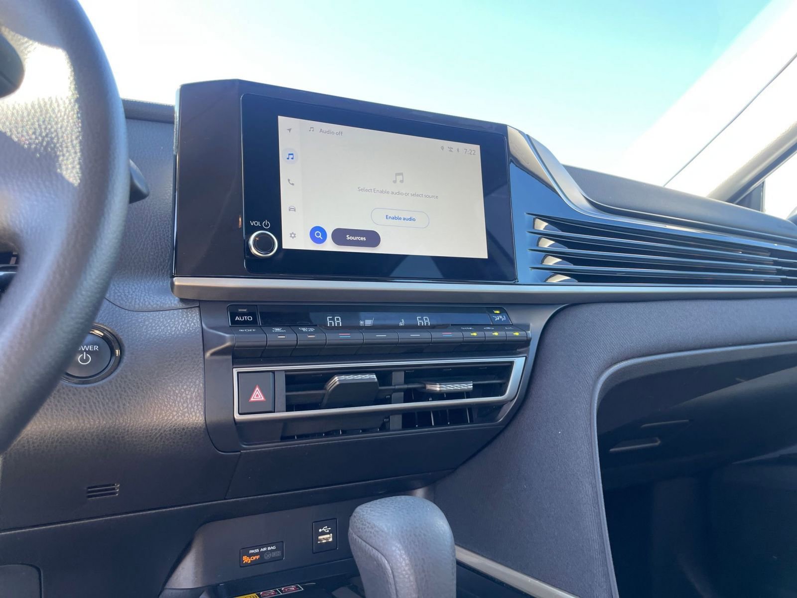 Used 2025 Toyota Camry LE image 18