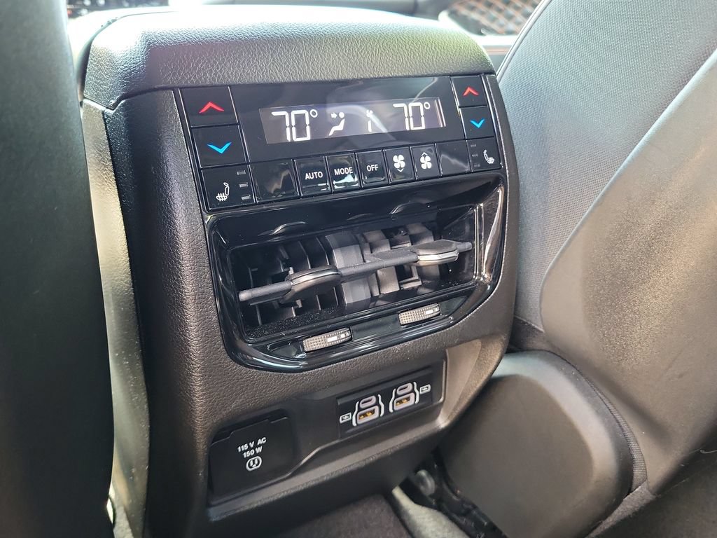 Used 2021 Jeep Grand Cherokee L Summit w/ Advanced Protech Group IV AWD/4WD image 19