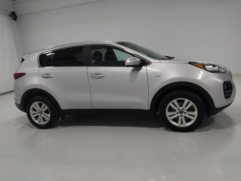 Used 2019 Kia Sportage LX image 11