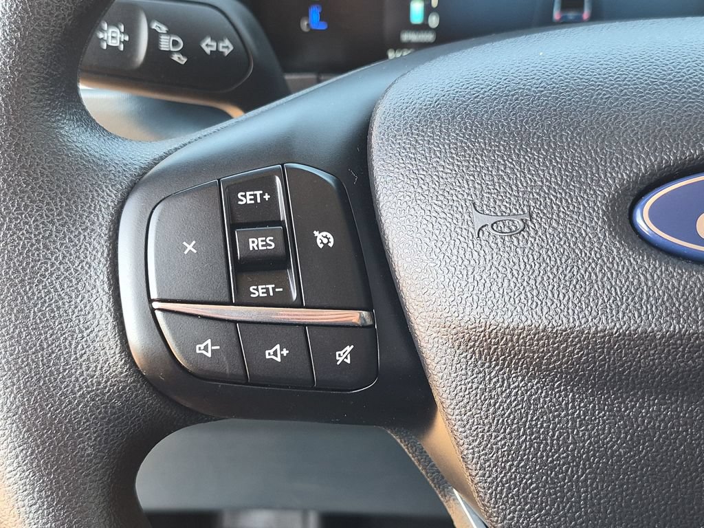 Used 2025 Ford Maverick XLT w/ Equipment Group 302A AWD/4WD image 23