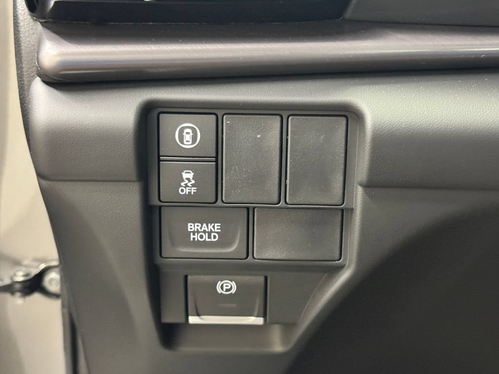 Used 2025 Acura RDX SH-AWD image 17