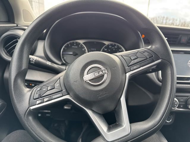 Used 2022 Nissan Kicks S image 16