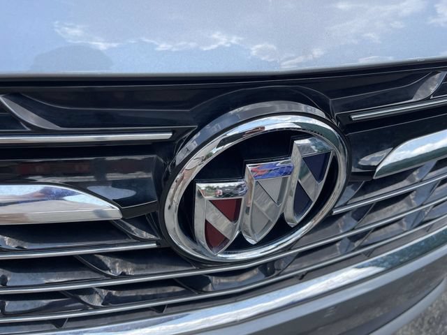 Used 2023 Buick Envision Essence FWD image 12