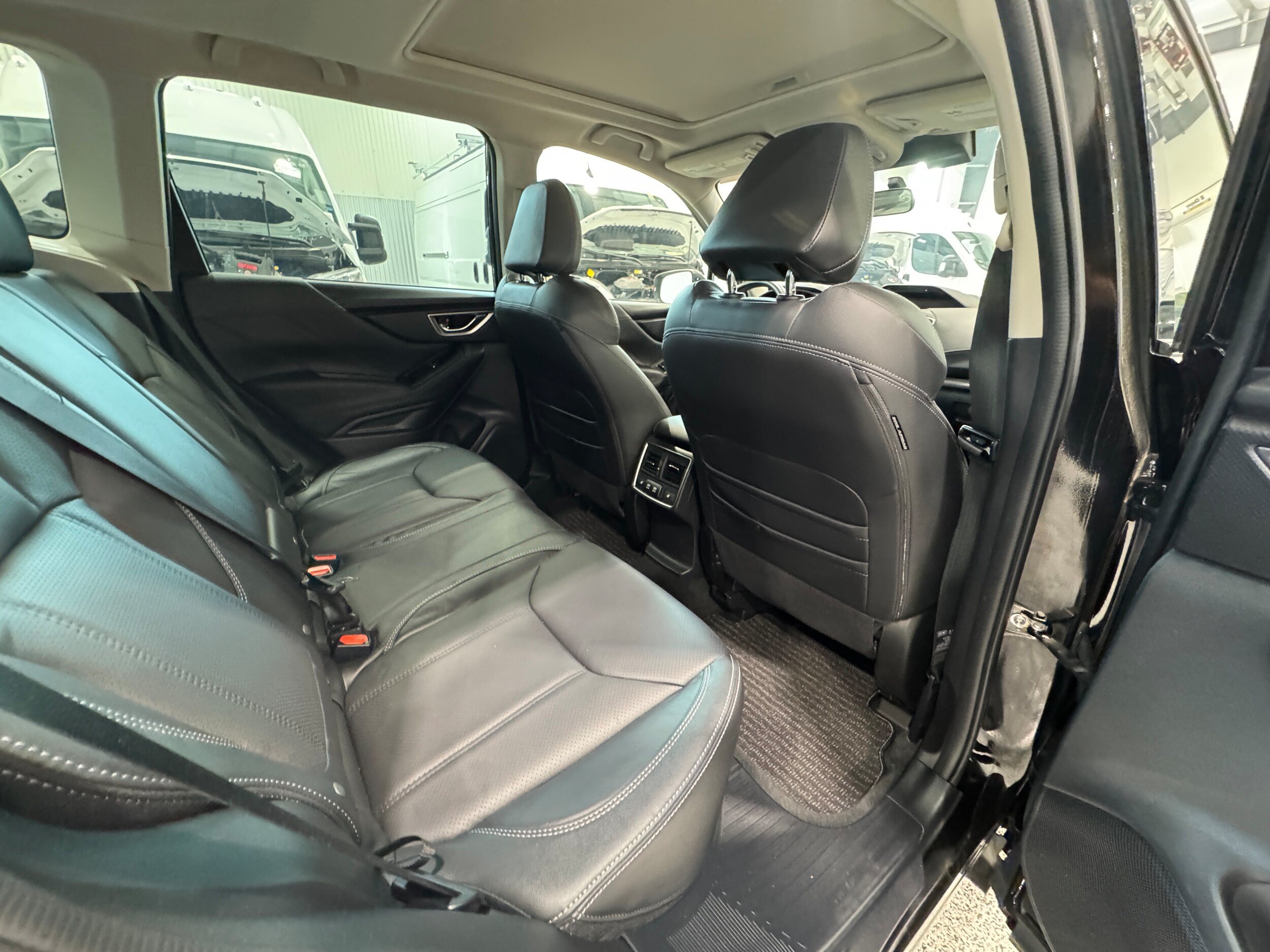 Used 2023 Subaru Forester Touring AWD/4WD image 13