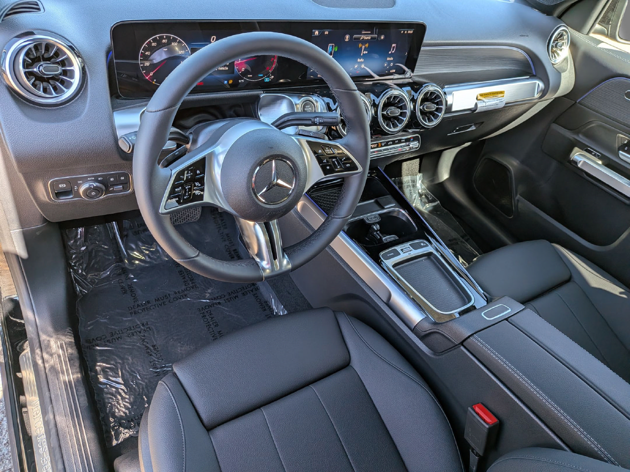 New 2026 Mercedes-Benz GLB 250 image 4