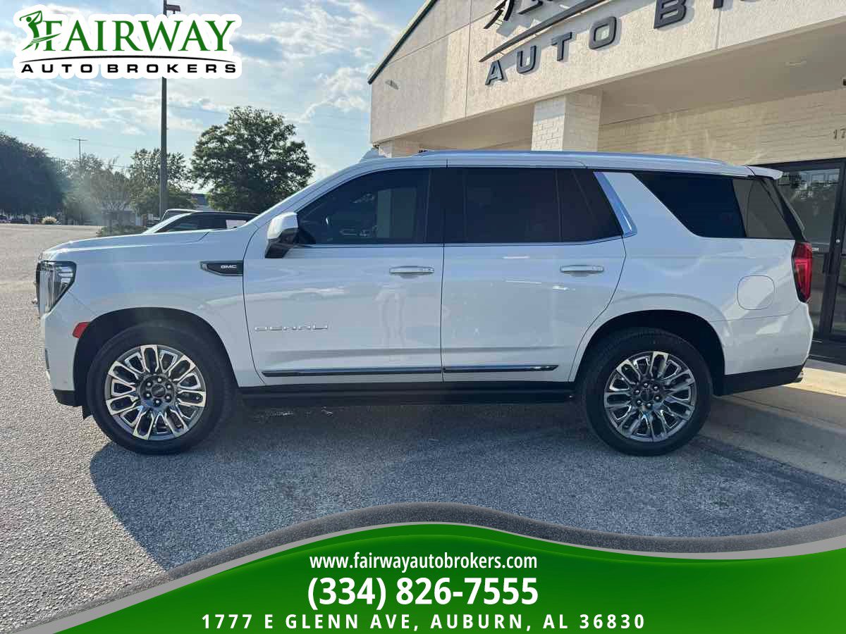 Used 2023 GMC Yukon Denali Ultimate AWD/4WD image 9