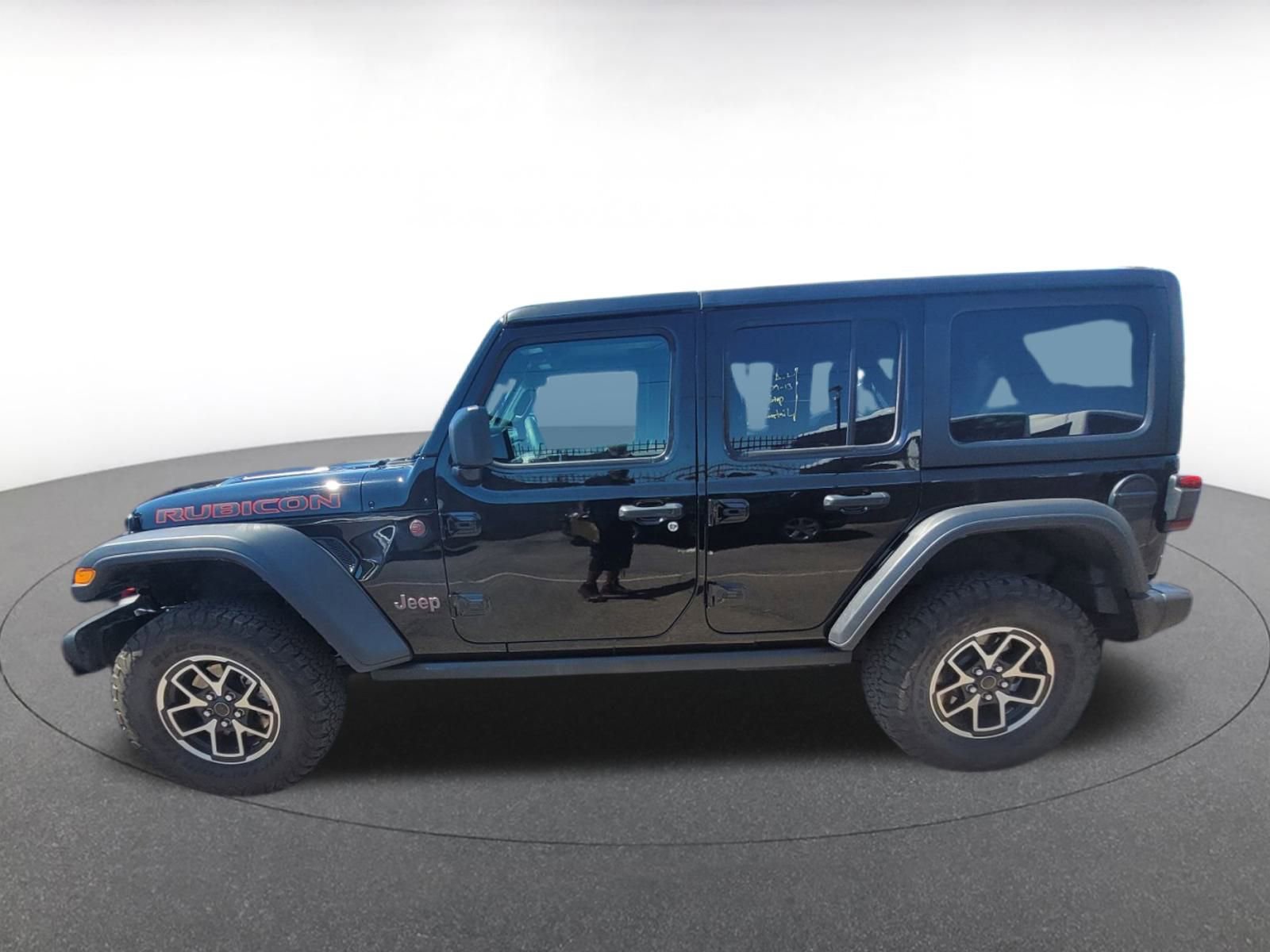 Used 2025 Jeep Wrangler Unlimited Rubicon image 3