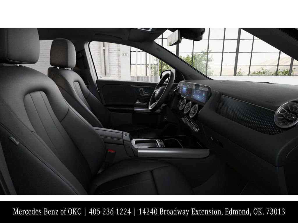 Used 2025 Mercedes-Benz GLA 250 image 4