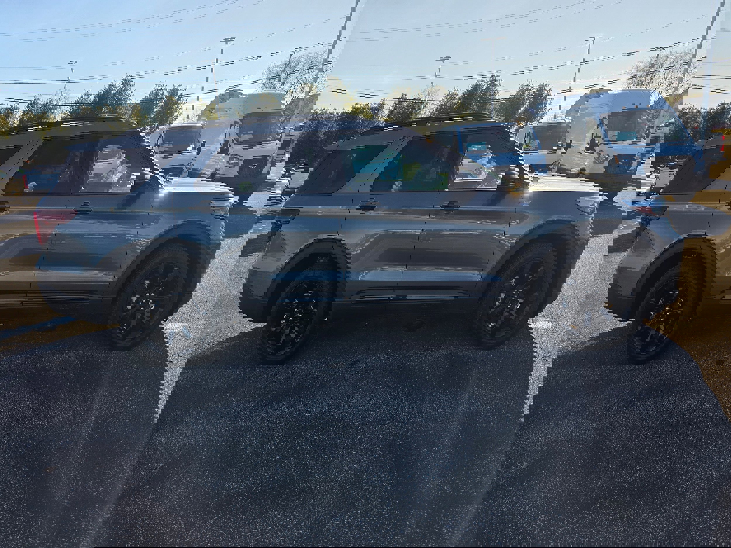 Certified 2022 Ford Explorer ST-Line image 4