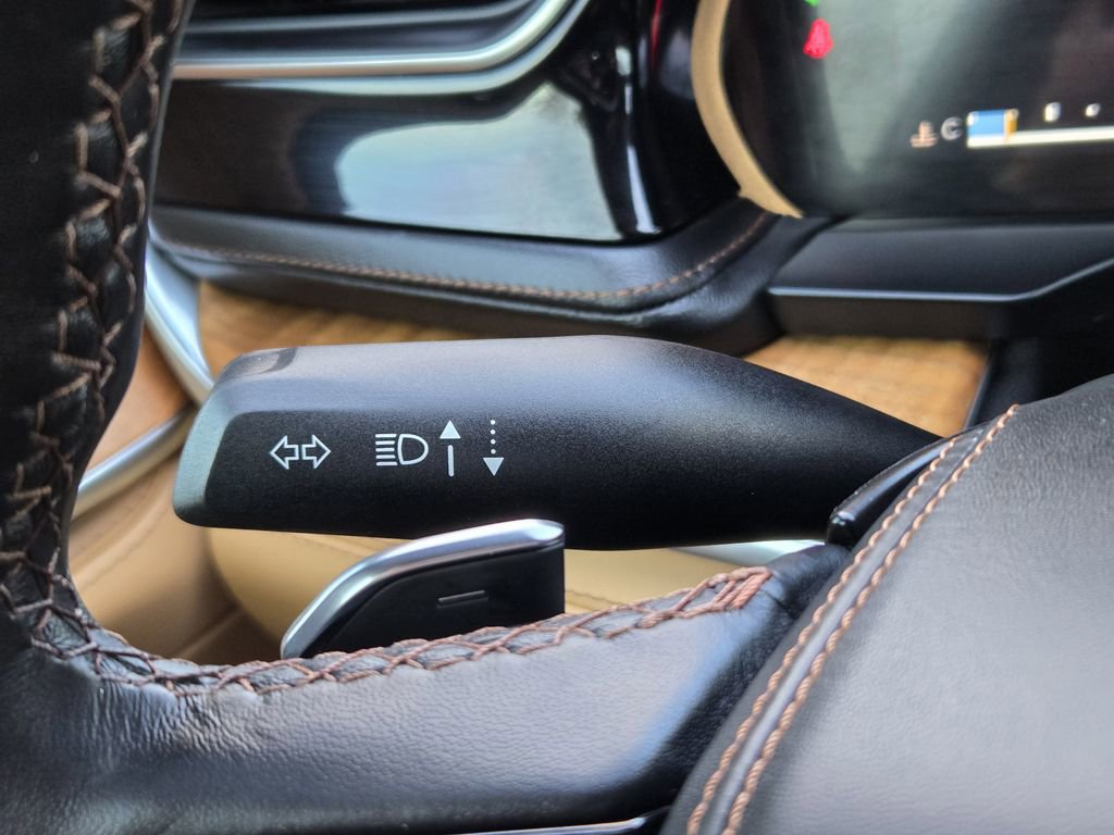 Used 2025 Jeep Grand Cherokee Summit image 31