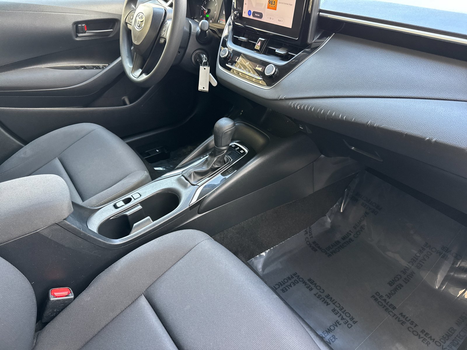 Used 2023 Toyota Corolla LE FWD image 14
