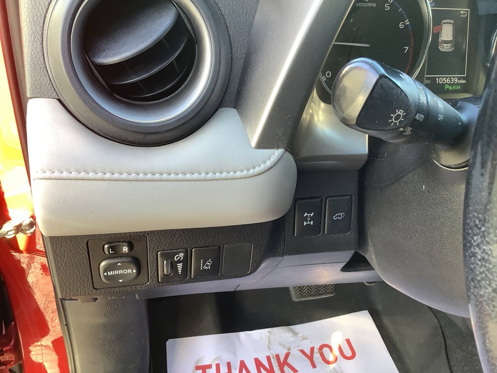 Used 2017 Toyota RAV4 Limited image 14