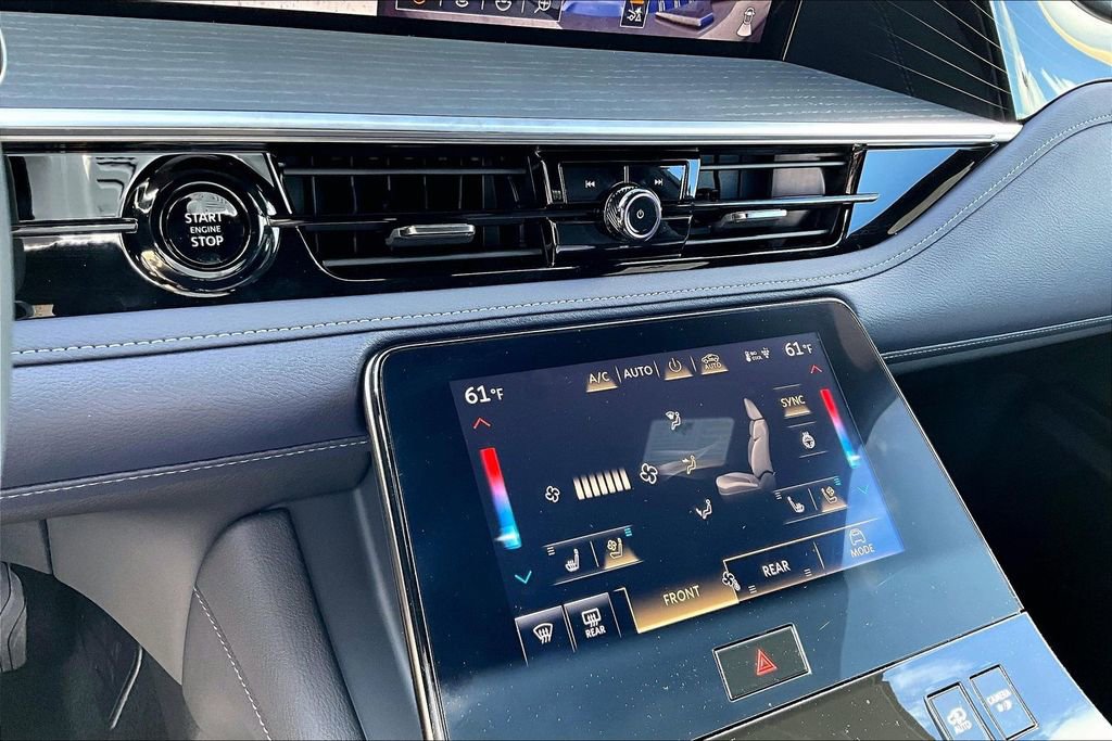 Used 2026 INFINITI QX80 4WD w/ Sport Exterior Package image 16