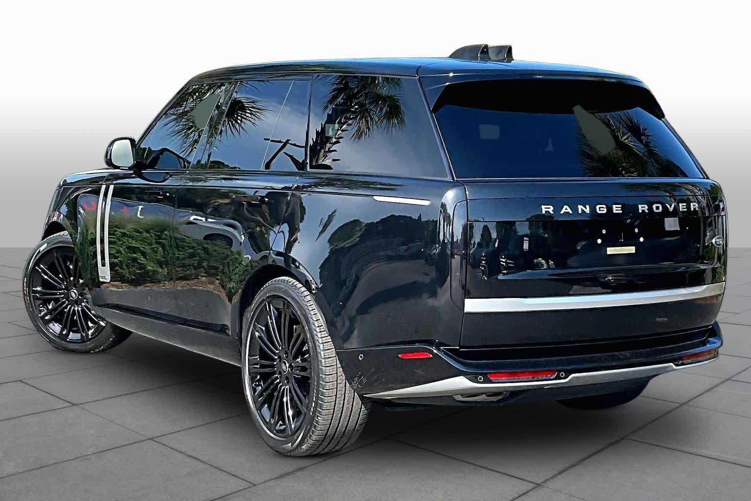 Used 2023 Land Rover Range Rover Autobiography AWD/4WD image 29