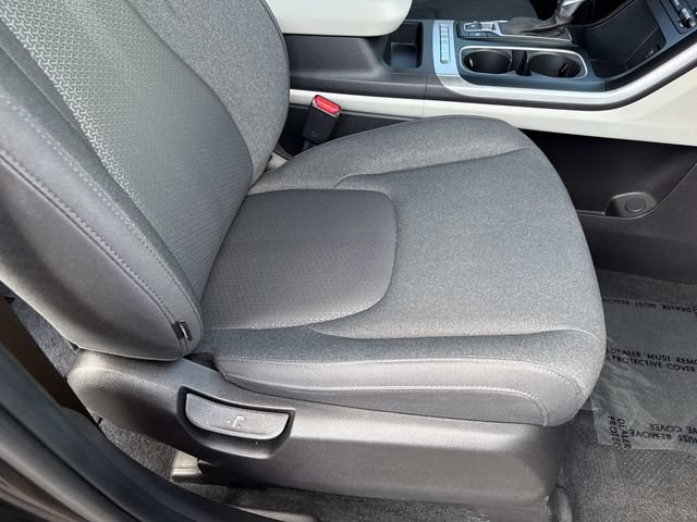 Used 2023 Kia Carnival LX FWD image 10