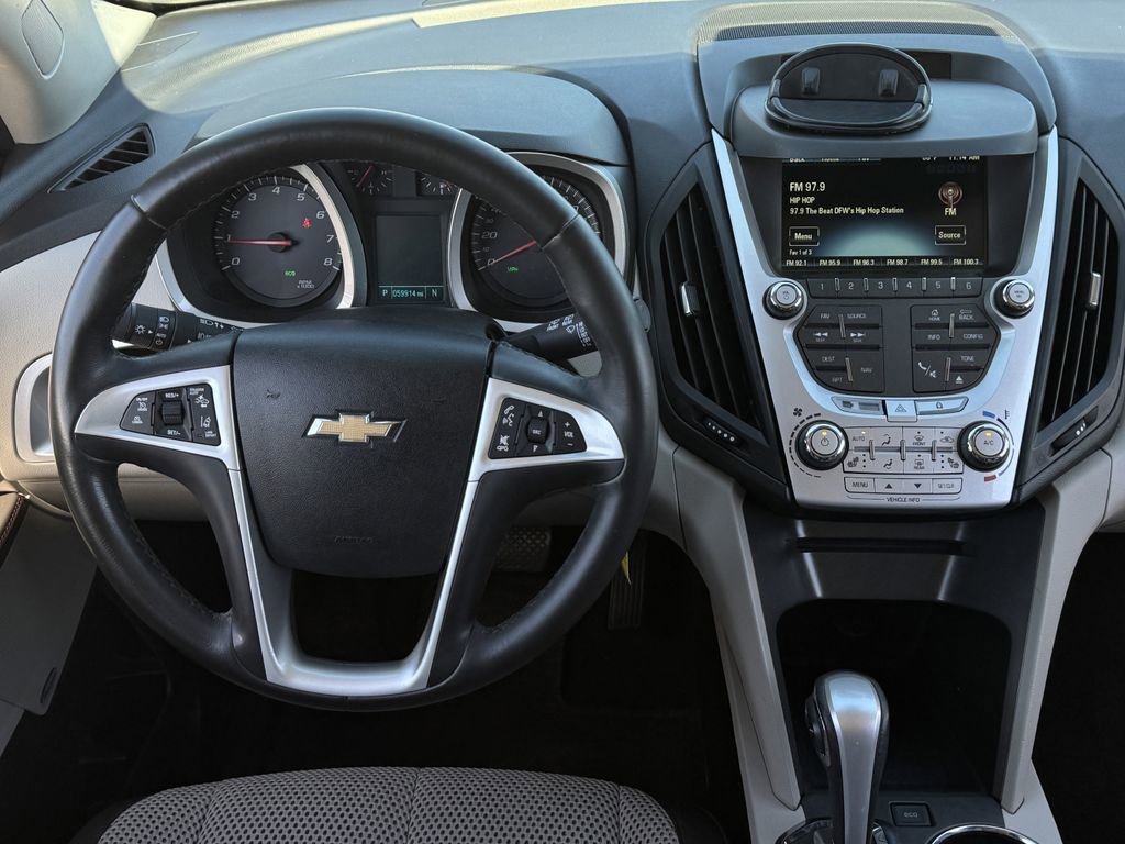 Used 2015 Chevrolet Equinox LT w/ Chrome Appearance Package image 12