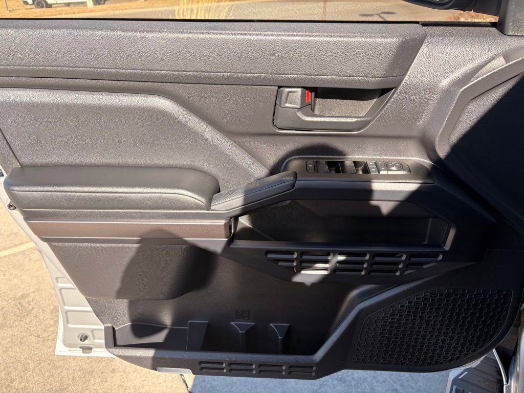 Used 2025 Toyota 4Runner SR5 image 9