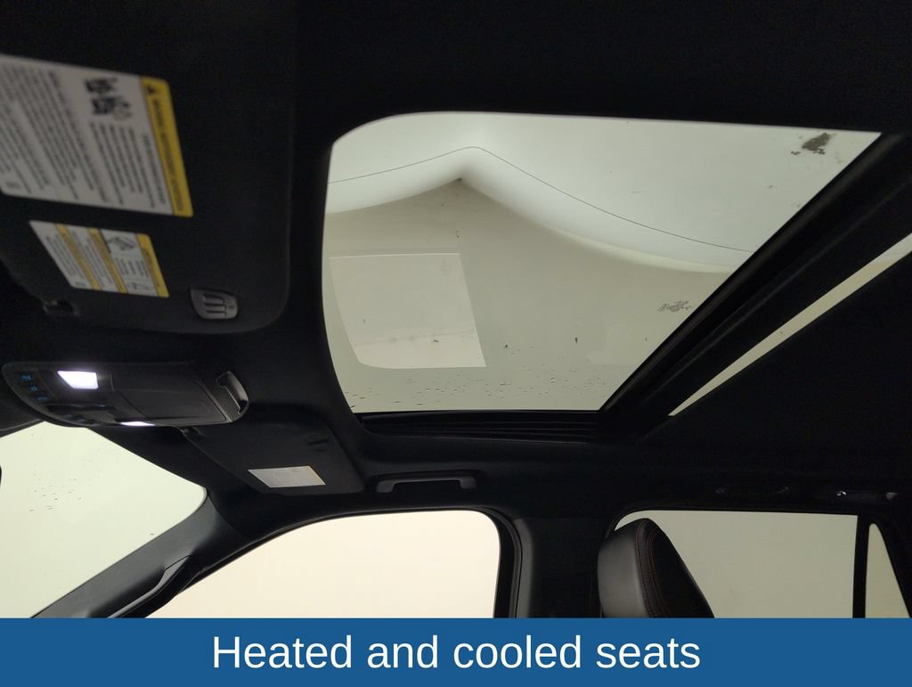 Used 2021 Ford Expedition Max Limited RWD image 8