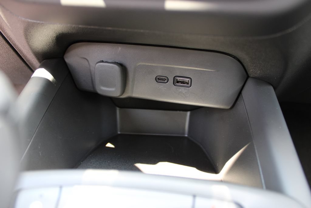 Certified 2025 Chevrolet Trax LS FWD image 20