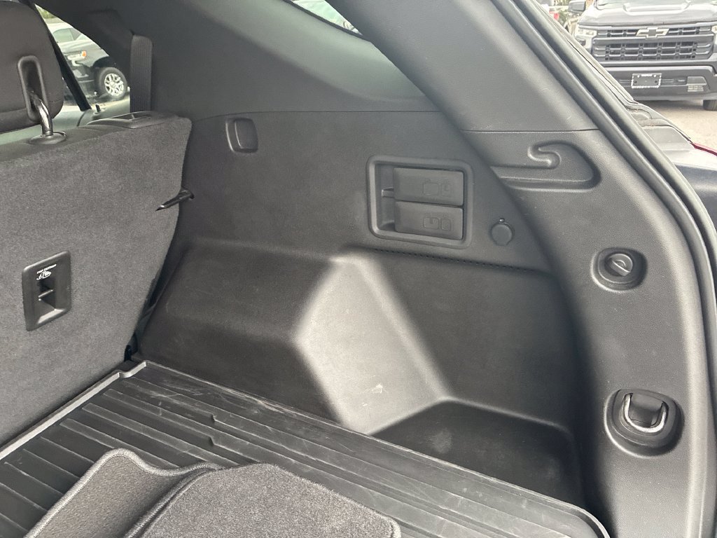 Used 2019 Chevrolet Equinox LT AWD/4WD image 35