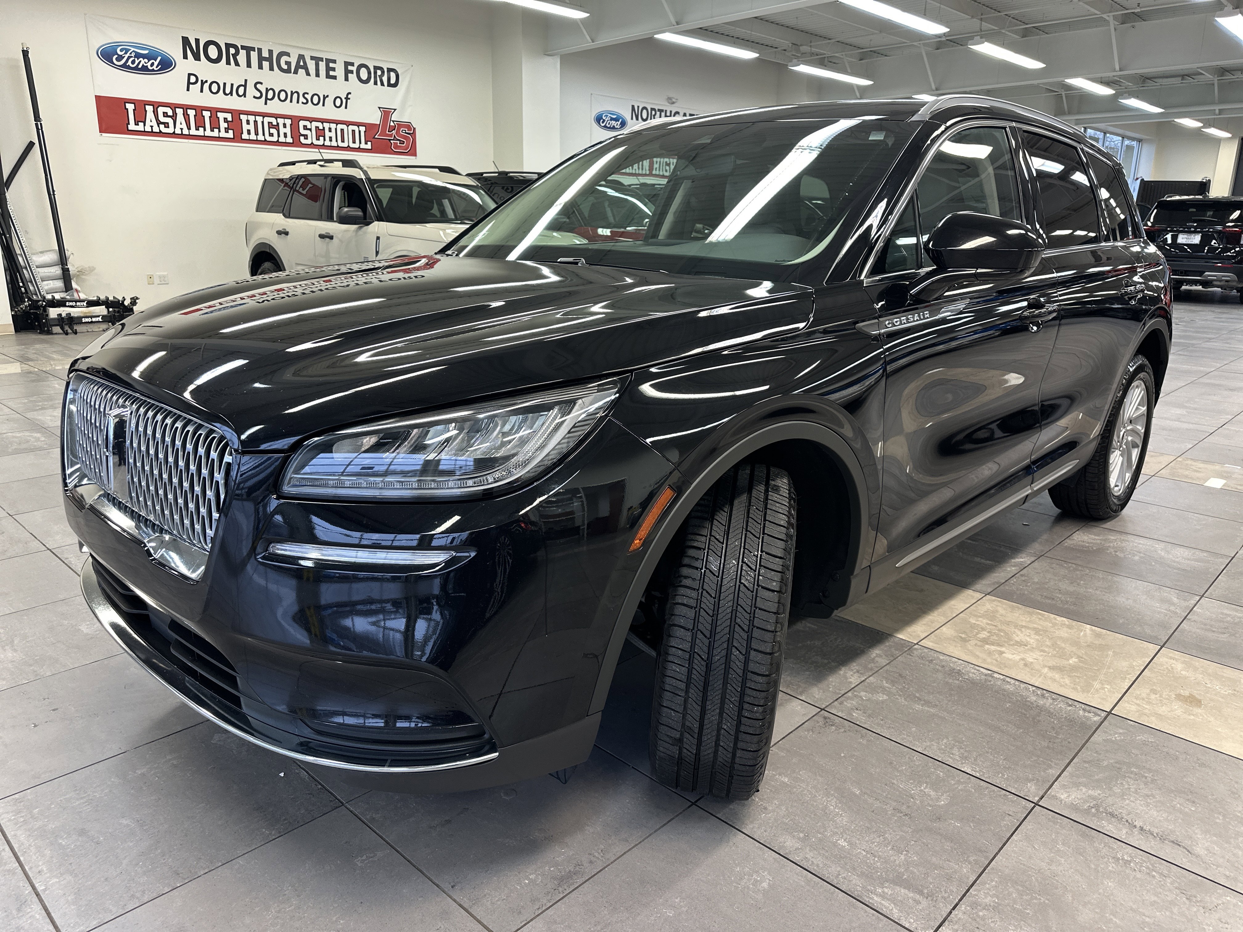 Used 2021 Lincoln Corsair AWD image 14