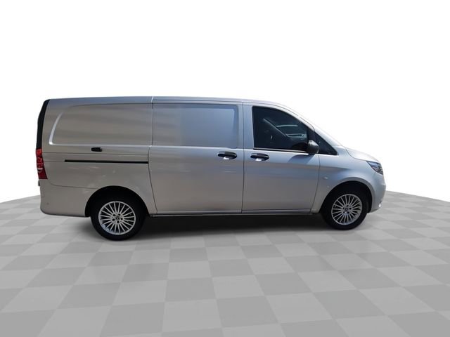 Used 2022 Mercedes-Benz Metris image 9