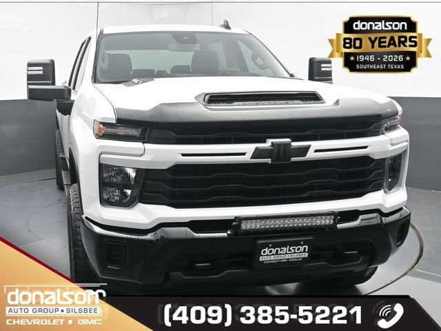 Used 2024 Chevrolet Silverado 2500 Custom w/ Custom Value Package image 3