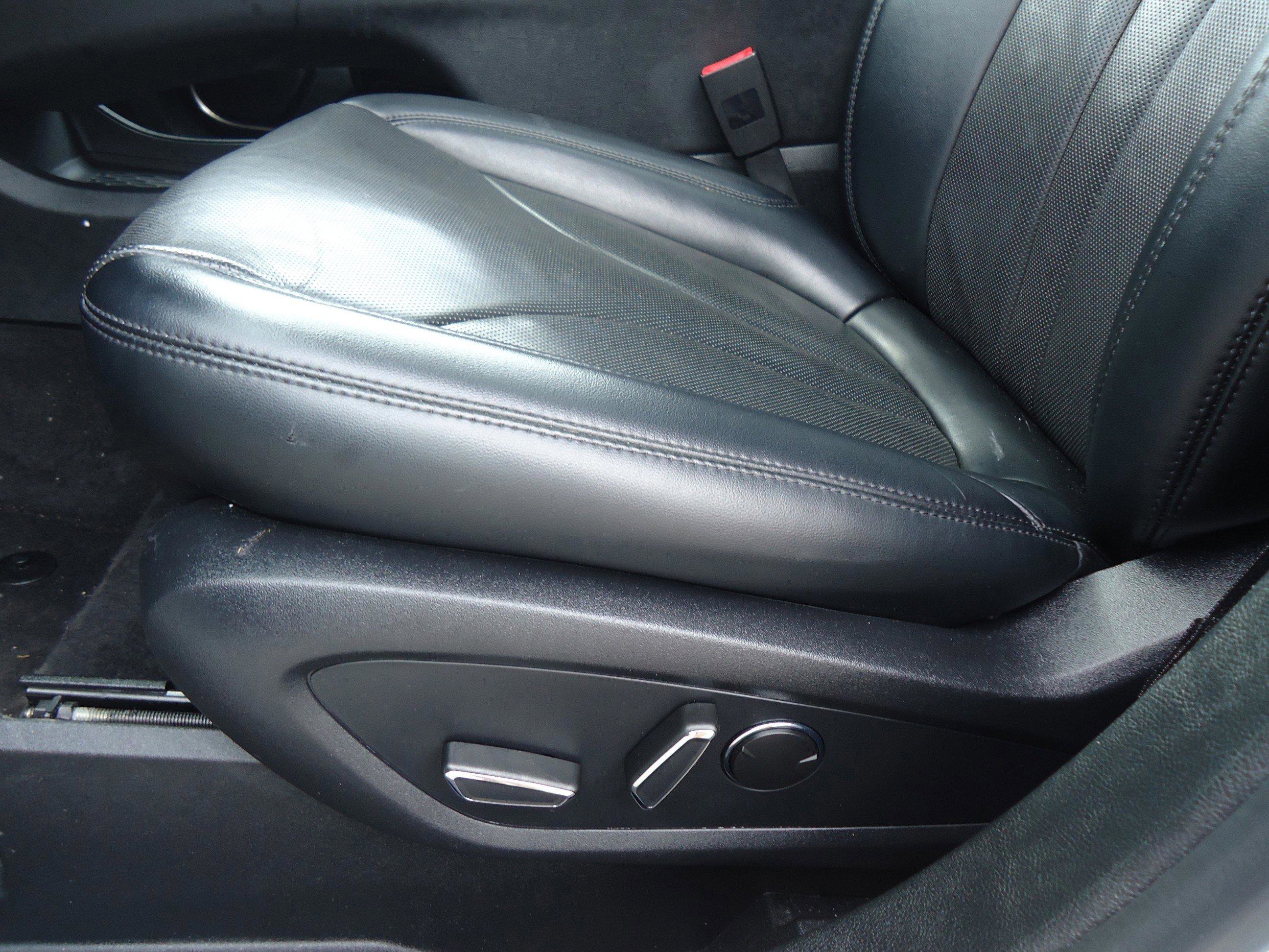 Used 2023 Lincoln Nautilus Reserve image 23