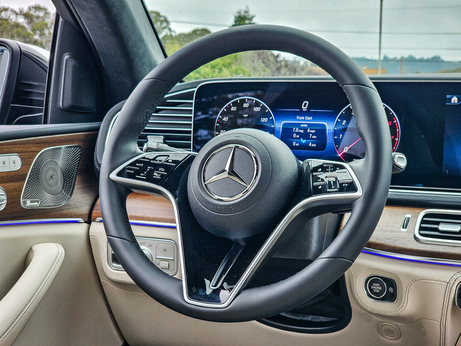 New 2026 Mercedes-Benz GLE 450 4MATIC Coupe image 17