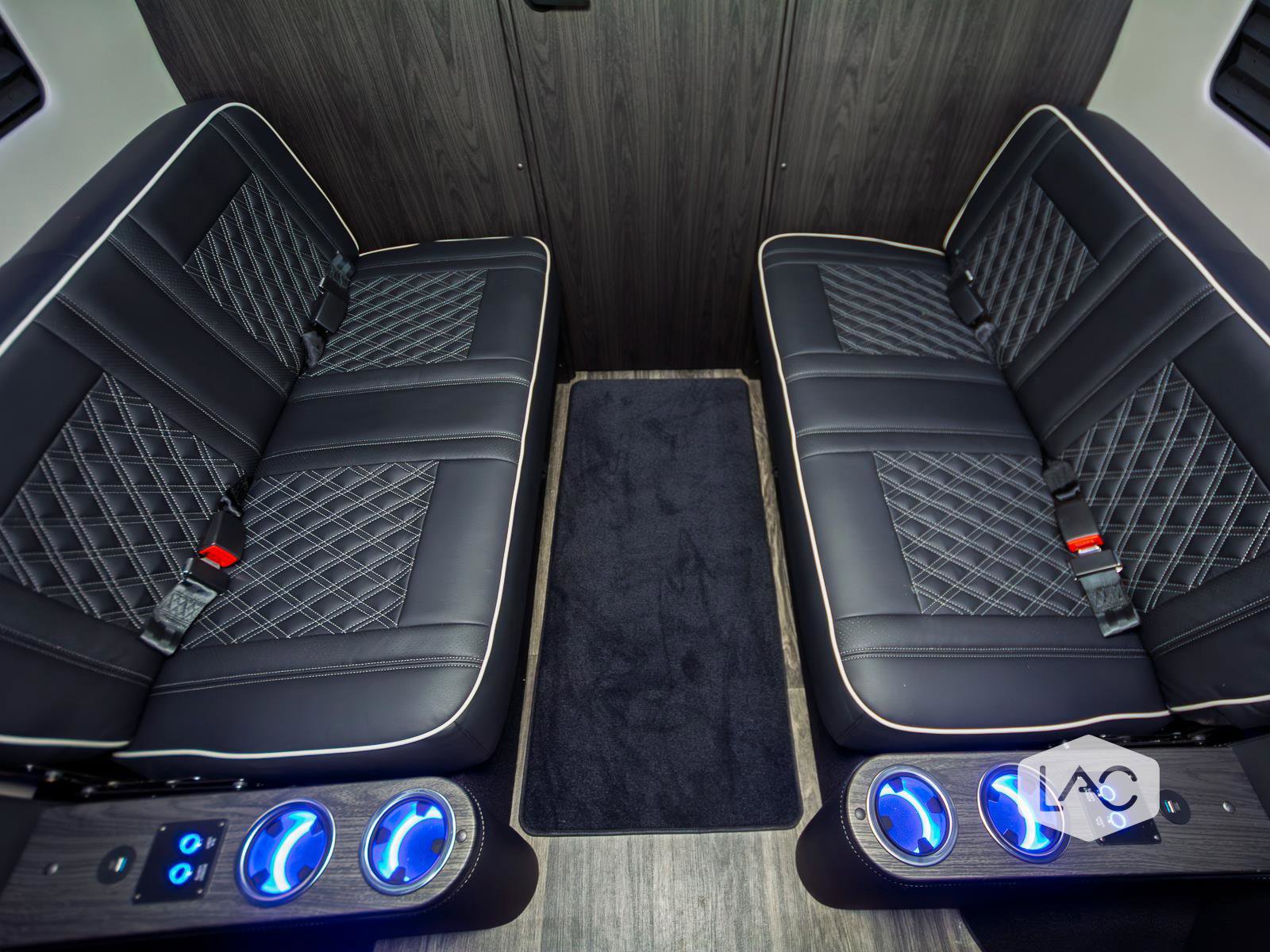 Used 2025 Mercedes-Benz Sprinter 3500 image 11