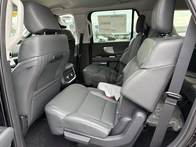 New 2026 Ford Expedition Active image 9